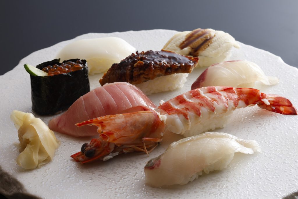 寿司盛り特上ネタ八貫